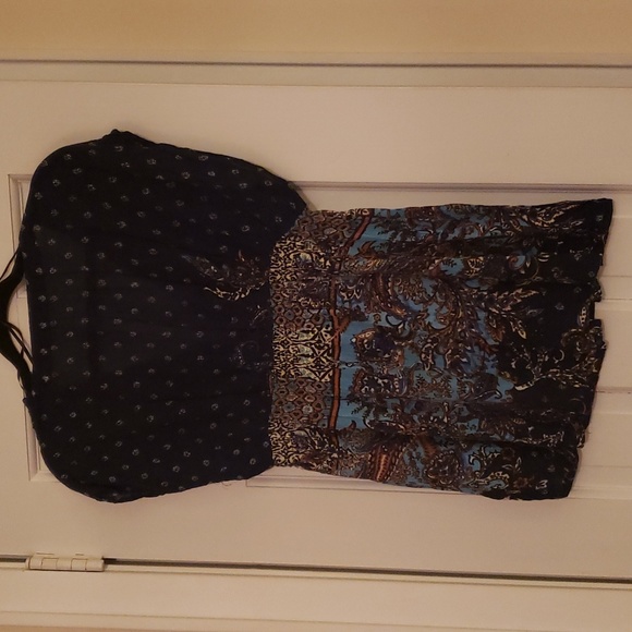 Devoted Luxury Apparel Top Sz Medium - Picture 4 of 10